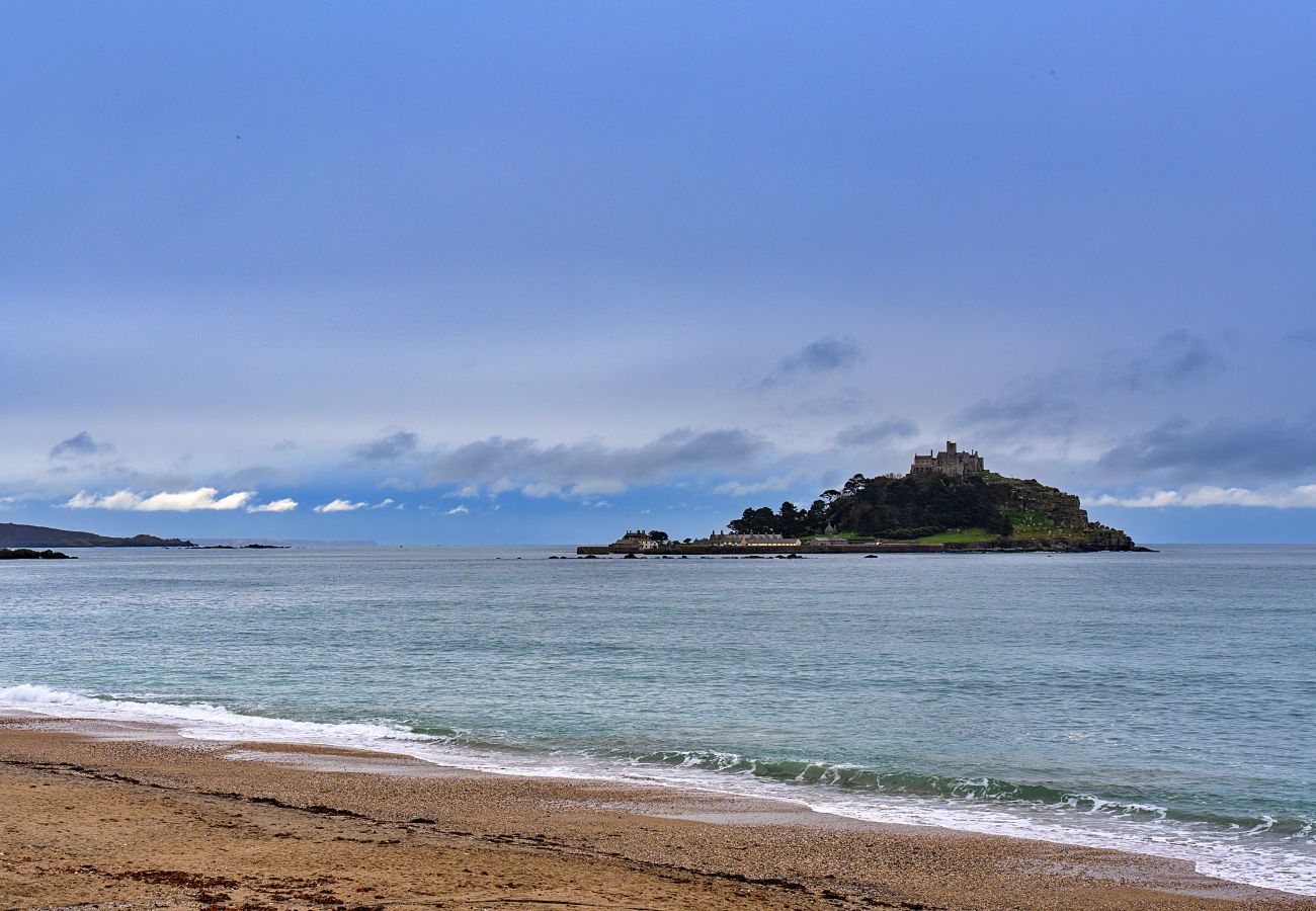 Landhaus in Mousehole - Cosy Mousehole Cottage with Sea Views