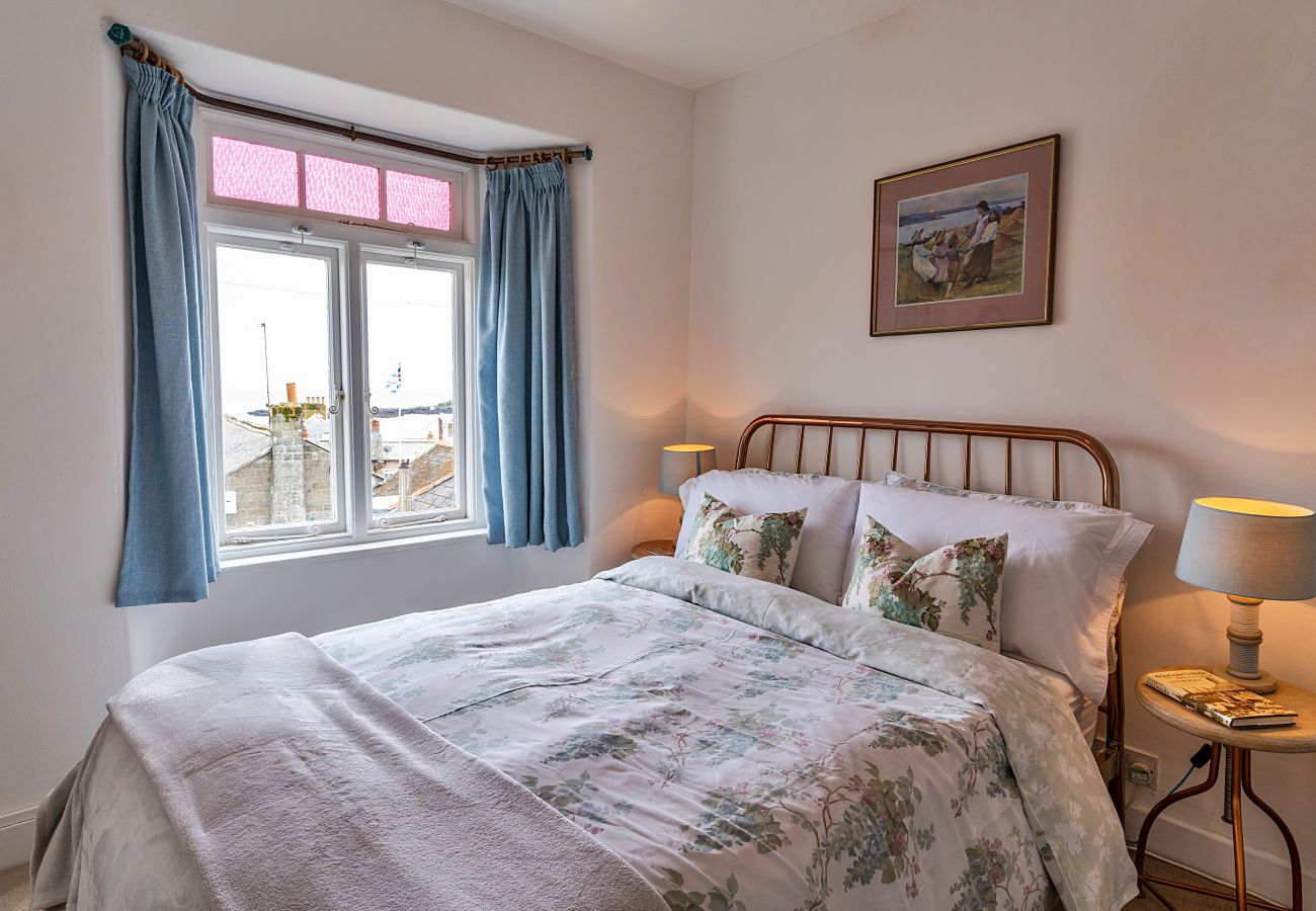 Landhaus in Mousehole - Cosy Mousehole Cottage with Sea Views