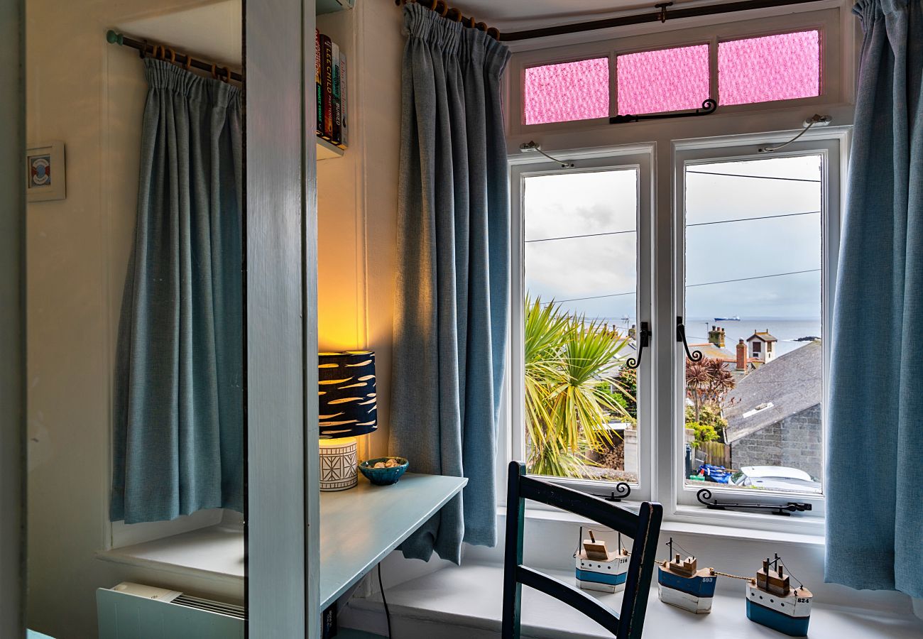 Landhaus in Mousehole - Cosy Mousehole Cottage with Sea Views