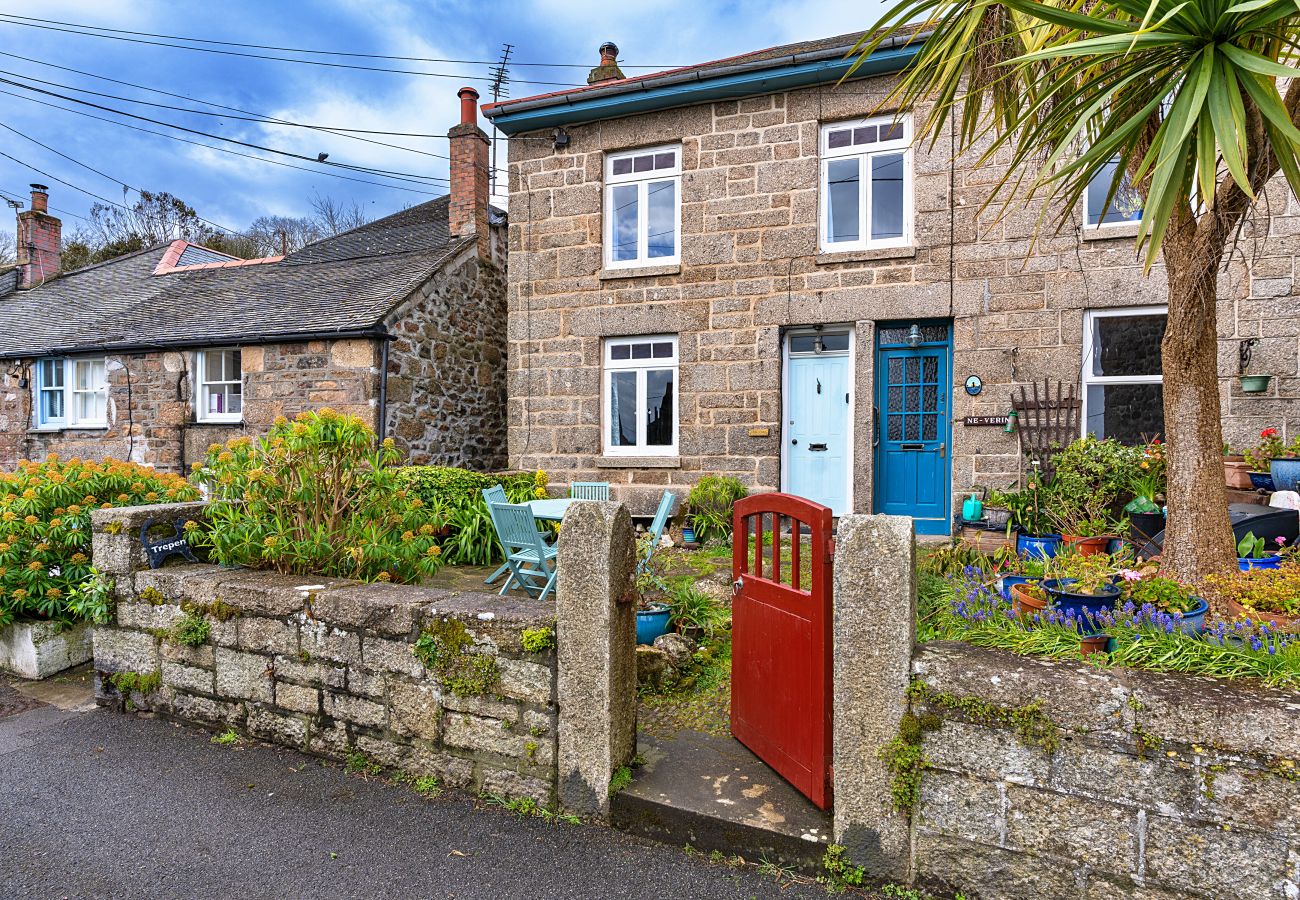 Landhaus in Mousehole - Cosy Mousehole Cottage with Sea Views