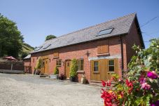 Landhaus in Llangollen - Owl Cottage