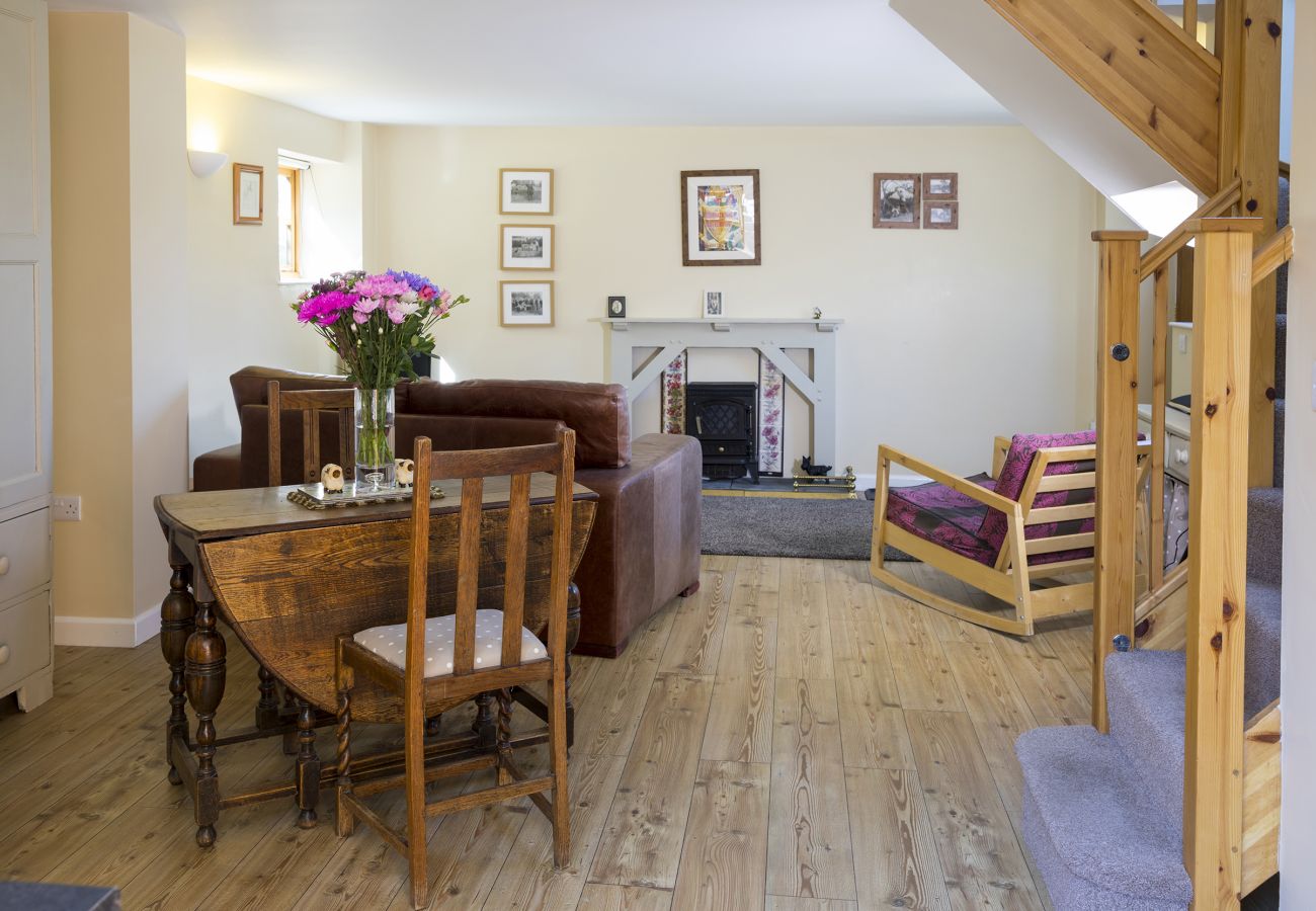 Landhaus in Llangollen - Woodpecker Cottage