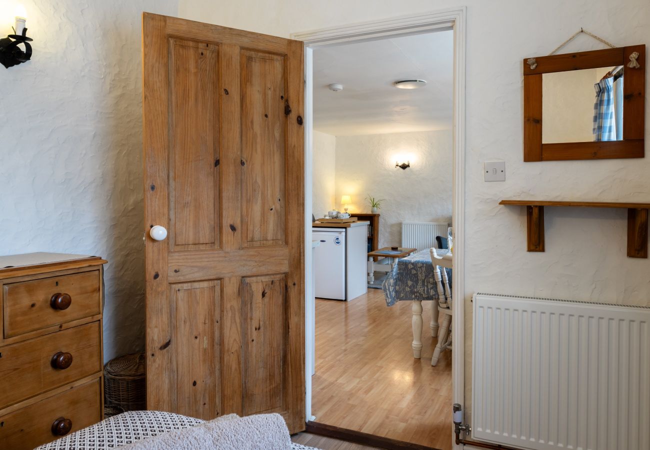 Landhaus in Sticker - Swallow Cottage