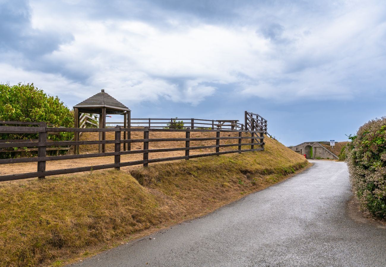 Chalet in Torpoint - Whitsand Bay Lodge