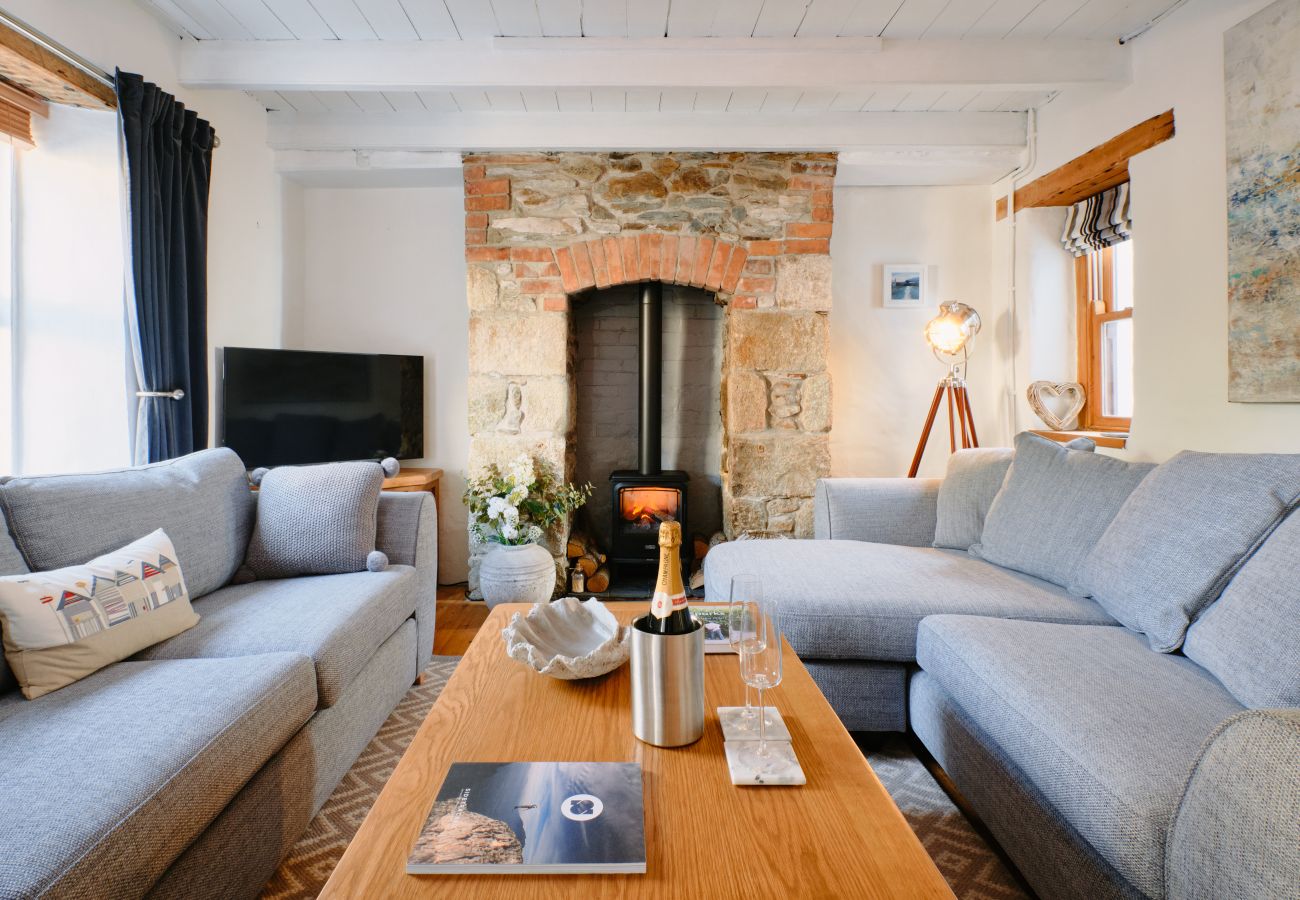 Landhaus in Porthleven - Scallop Cottage