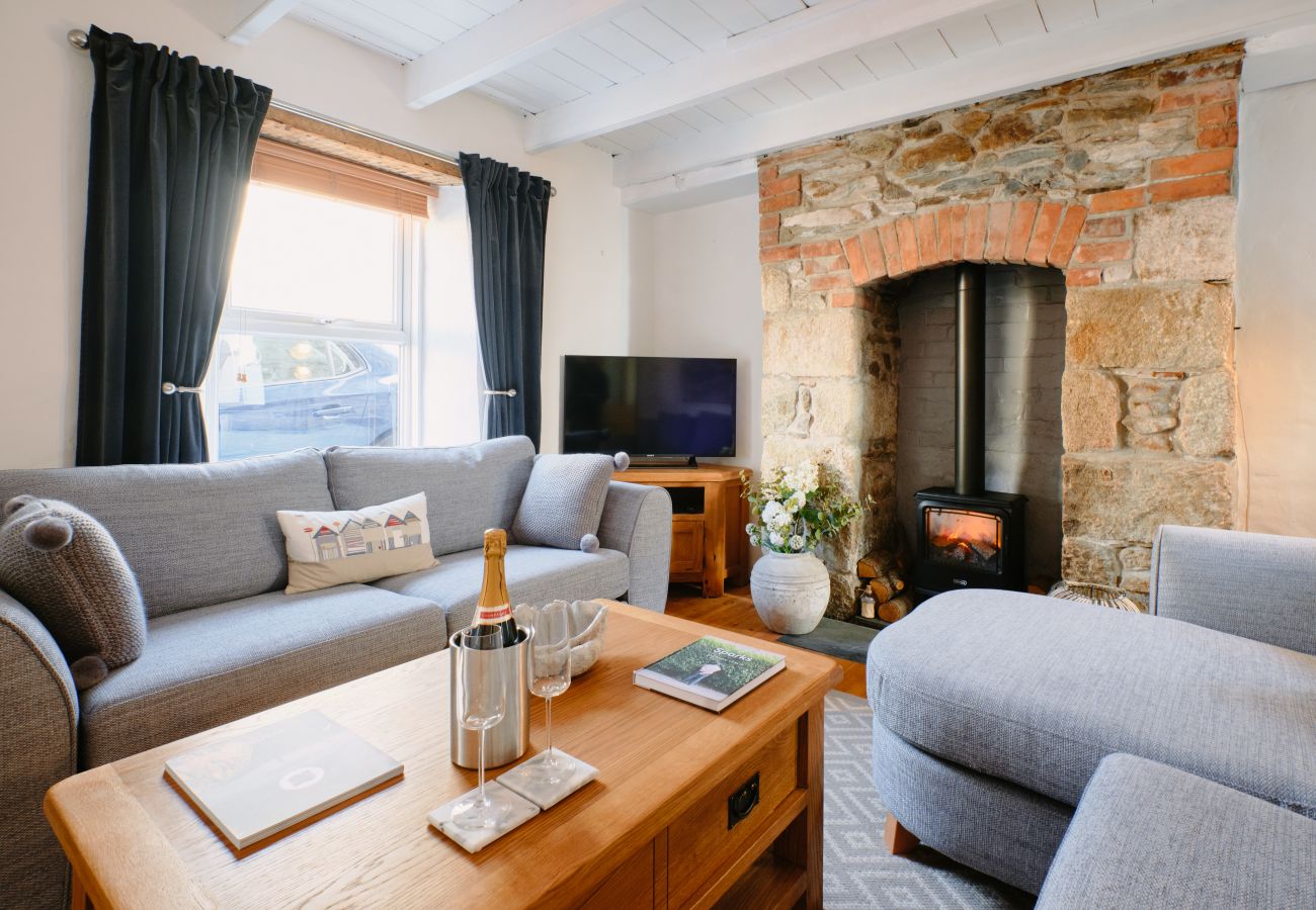 Landhaus in Porthleven - Scallop Cottage