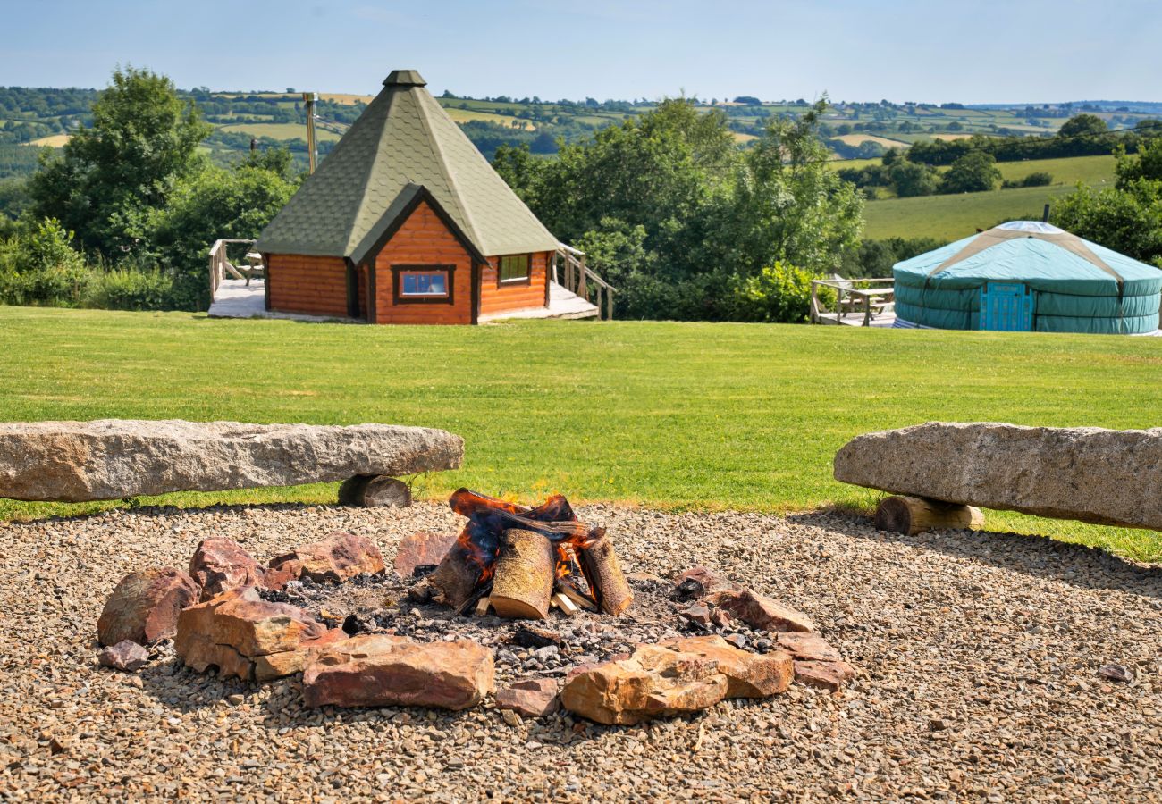 Chalet in Okehampton - 'Exmoor' Wooden Eco-Lodge