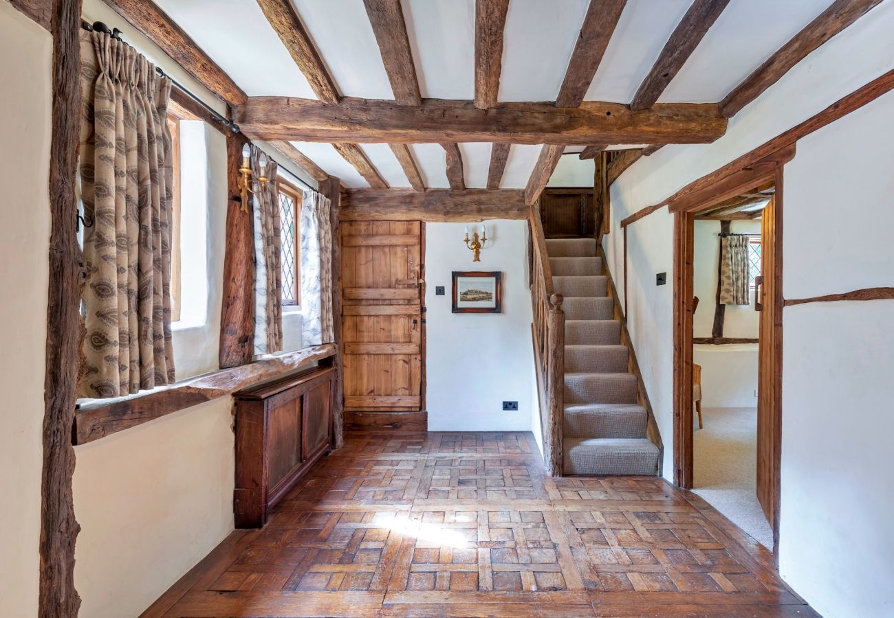 Landhaus in Crawley Down - Sandhill Cottage with Hot Tub