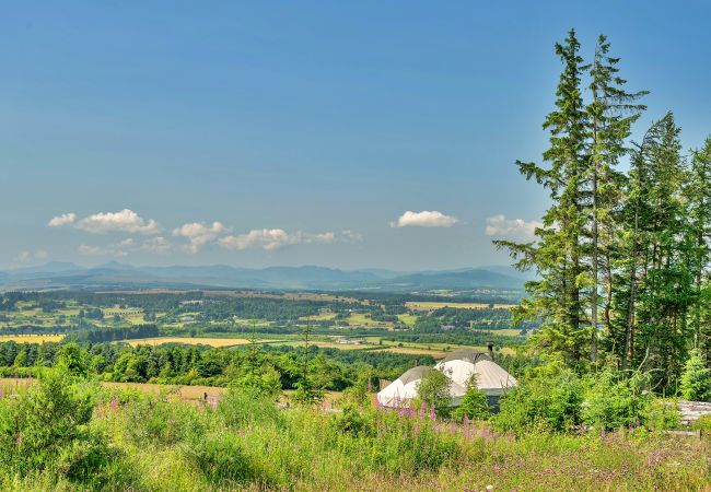 Chalet in Auchterarder - Heather Yurt