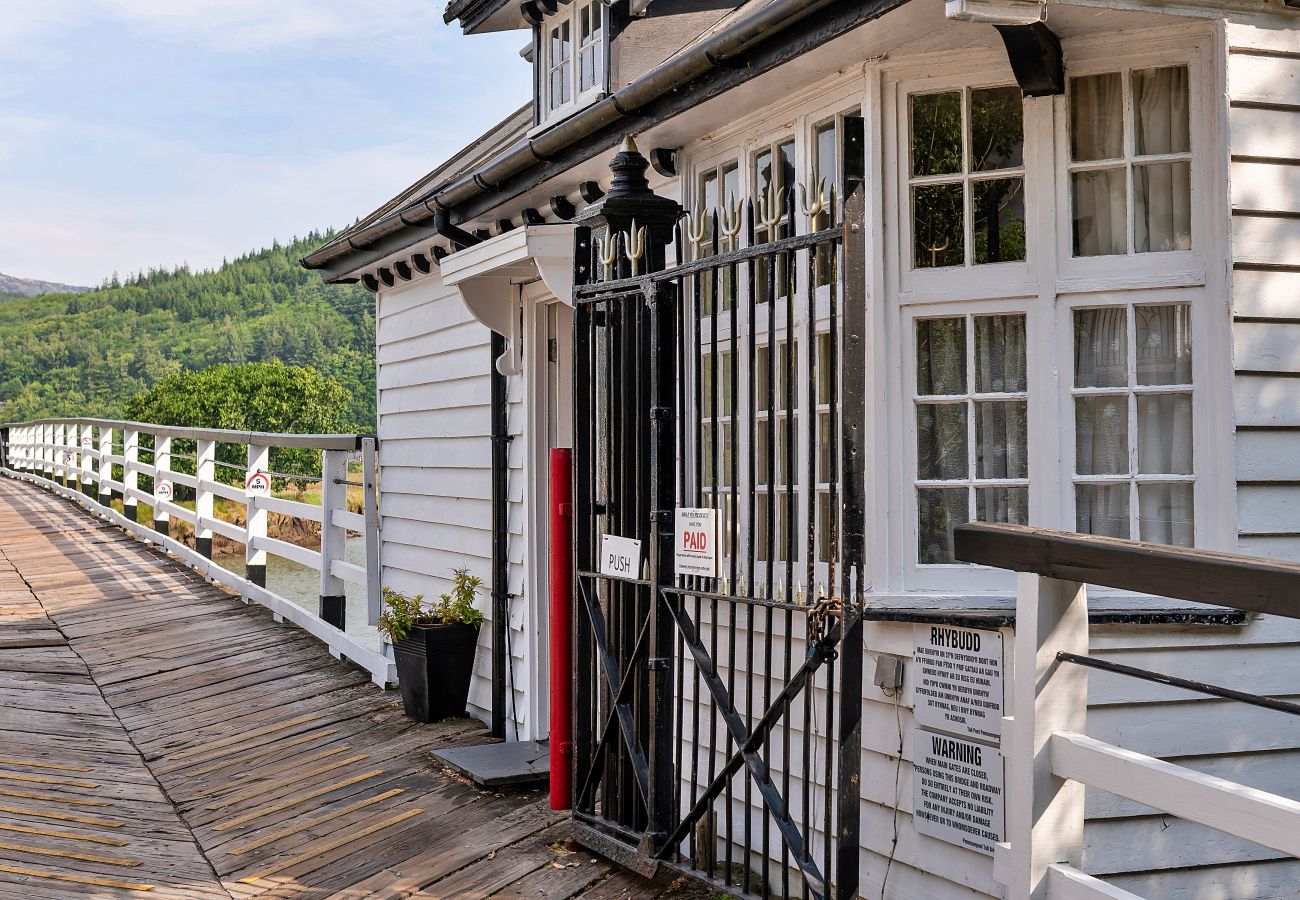 Landhaus in Dolgellau - Toll Bridge Cottage