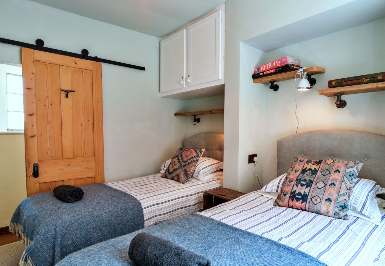 Landhaus in Cawsand - April Cottage