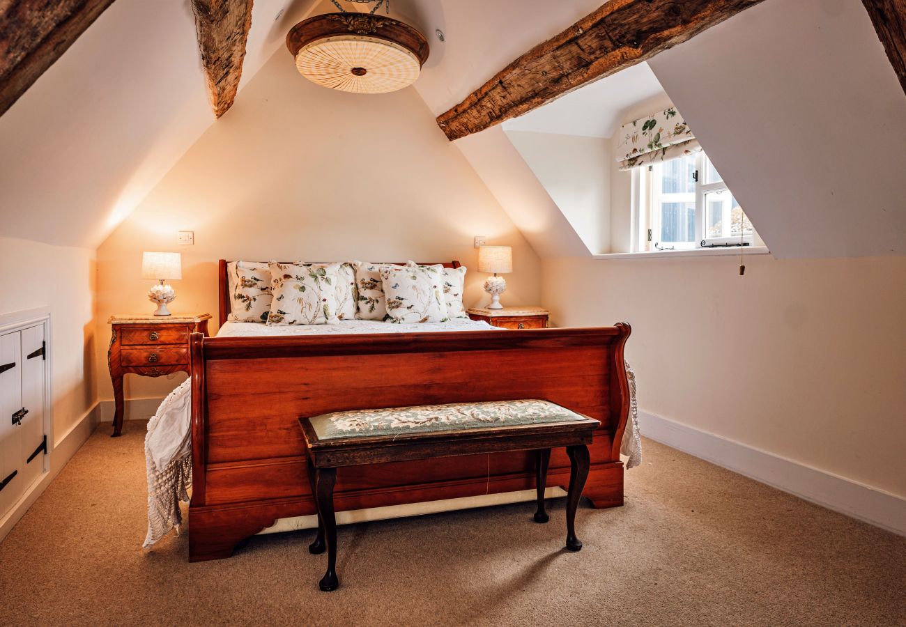 Landhaus in Llanfihangel Ystern Llewern - Beili Glas Cottage