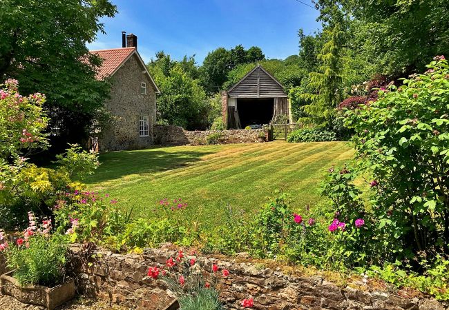 Landhaus in Colyford - The Gardener's Cottage at Holyford Farm