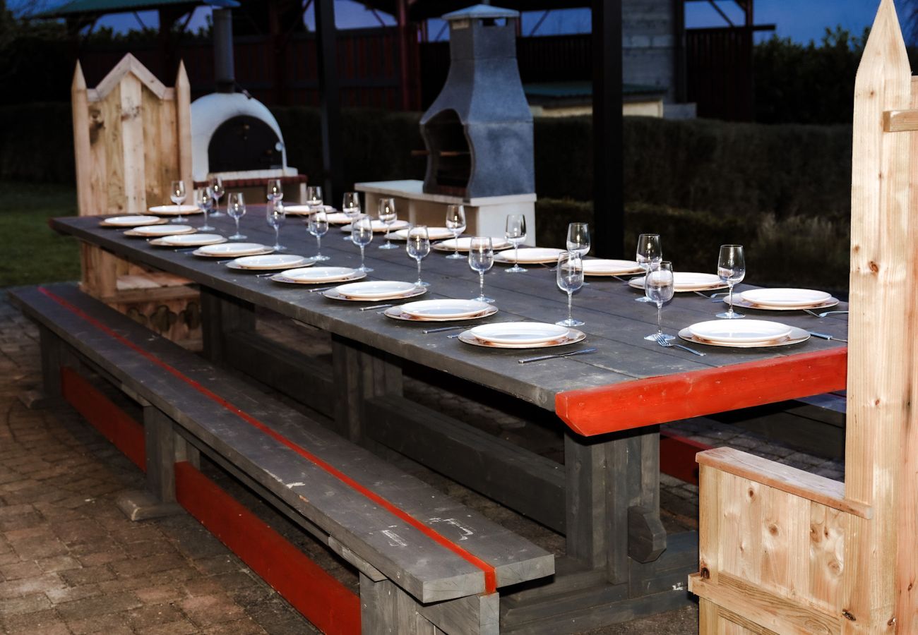 Ferienhaus in Llangunnor - Ty Penbryn