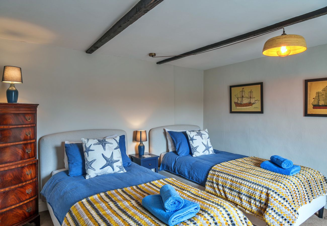 Landhaus in Kingsand - Hillside House