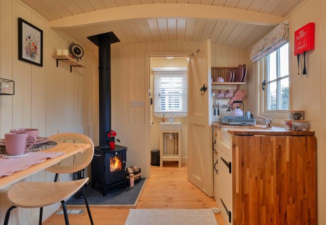 Chalet in Steane - The Flower Hut Chalet in Steane - The Flower Hut