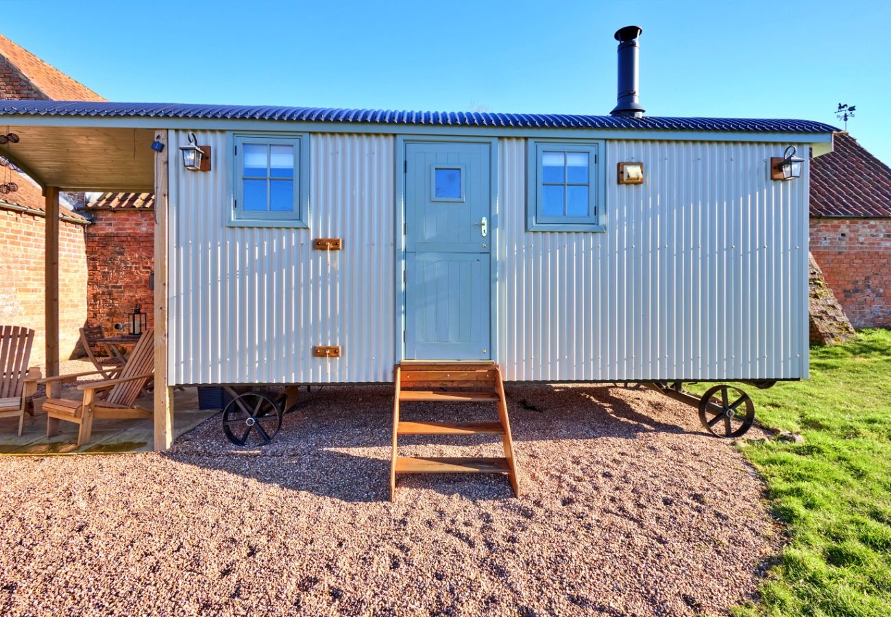 Chalet in Hemingby - Longwool View