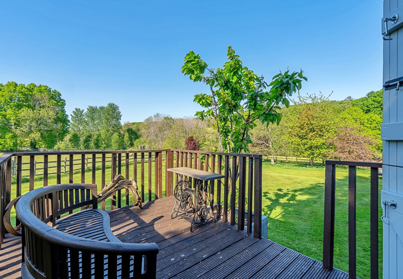 Chalet in Romsey - Shepherd's Hut at Hilltop Farm