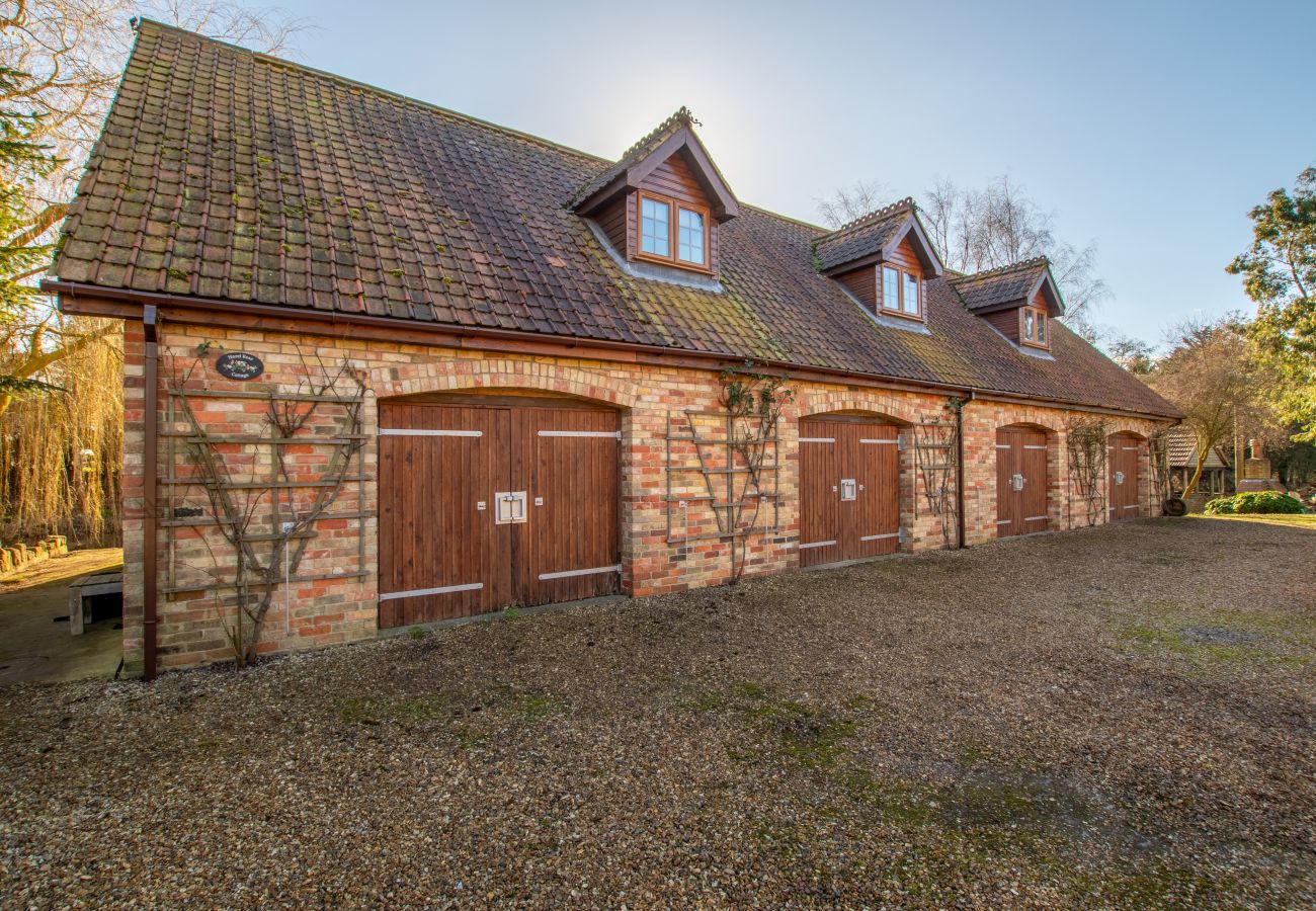 Landhaus in Ramsey - Hazel Rose Cottage
