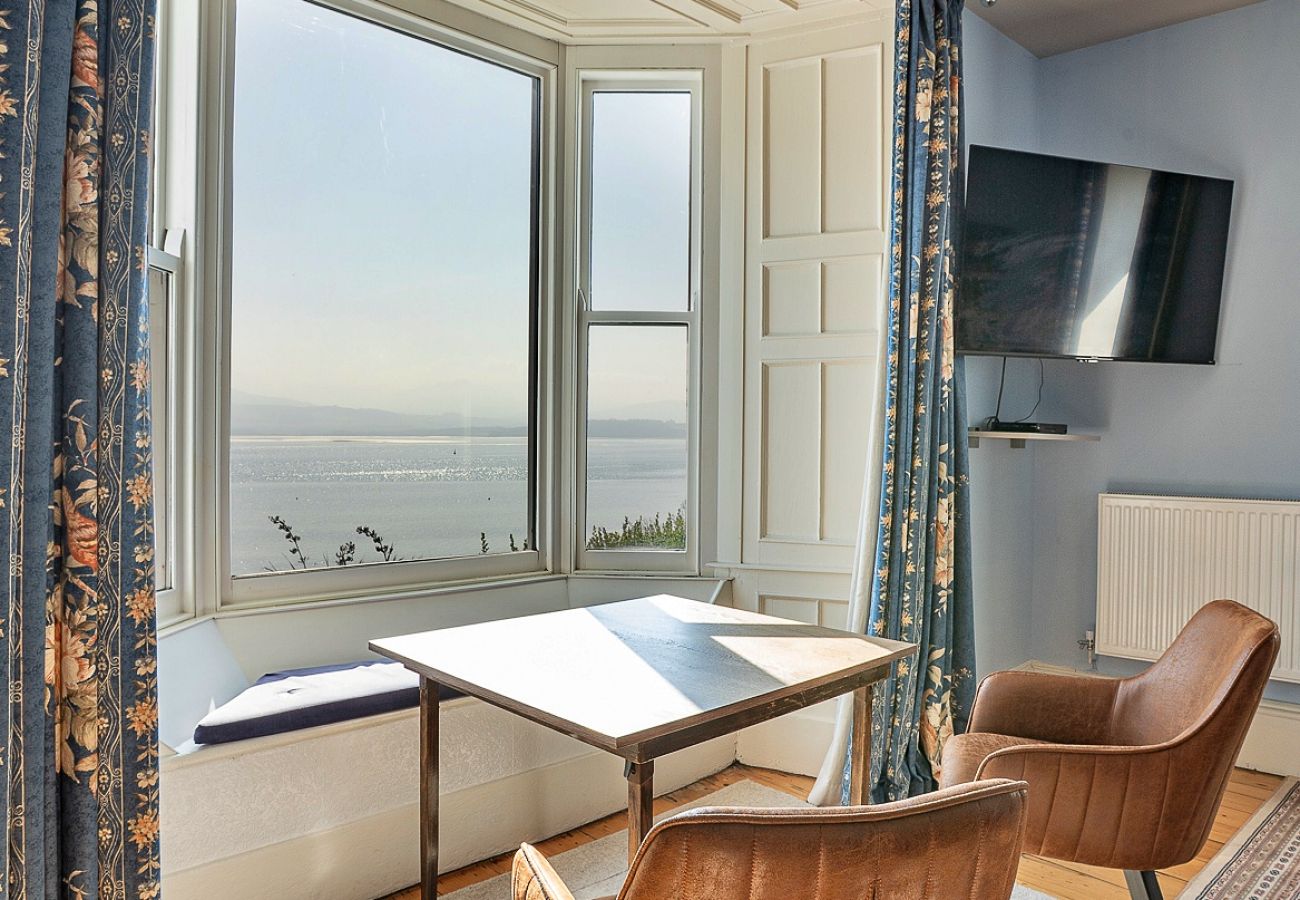 Ferienwohnung in Beaumaris - Waters Edge at Gadlys House