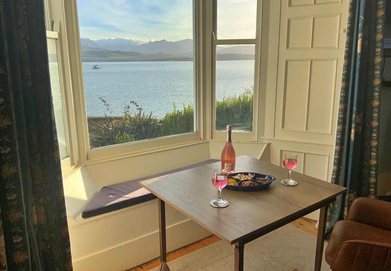 Ferienwohnung in Beaumaris - Waters Edge at Gadlys House