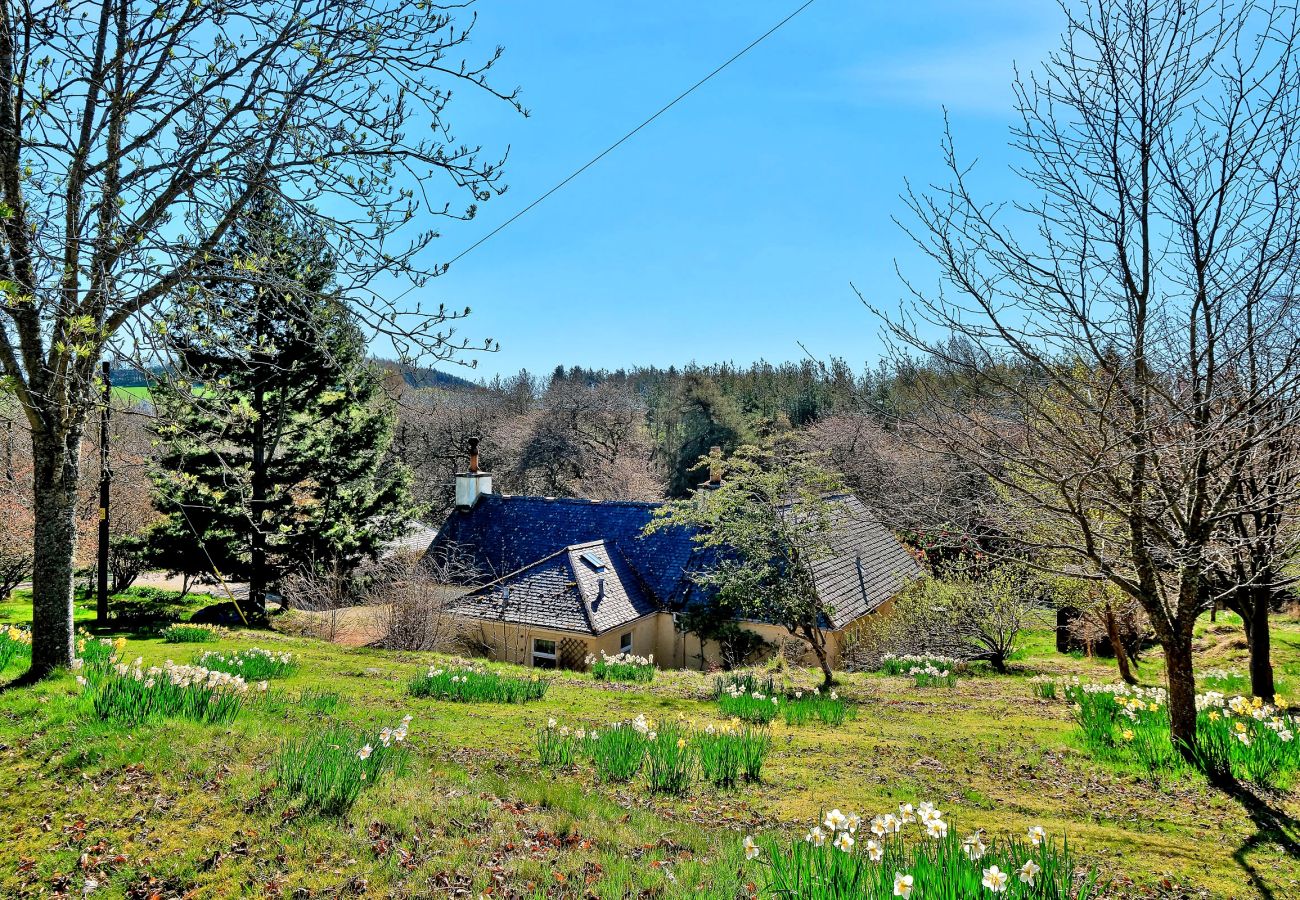 Landhaus in Inverurie - Corrennie School Cottage
