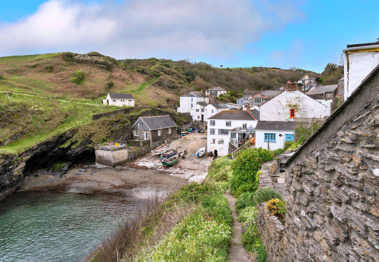 Ferienhaus in Portloe - The Old Store