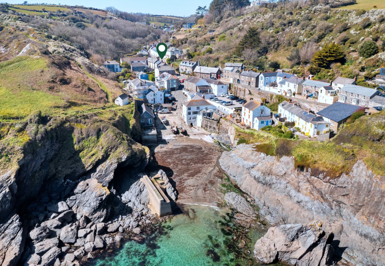 Ferienhaus in Portloe - The Old Store