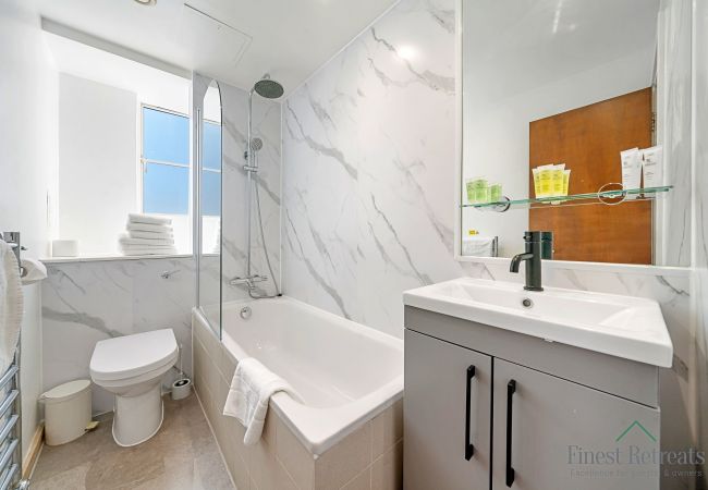 Ferienwohnung in London - Roland House - Two Bedroom Ferienwohnung in London - Roland House - Two Bedroom