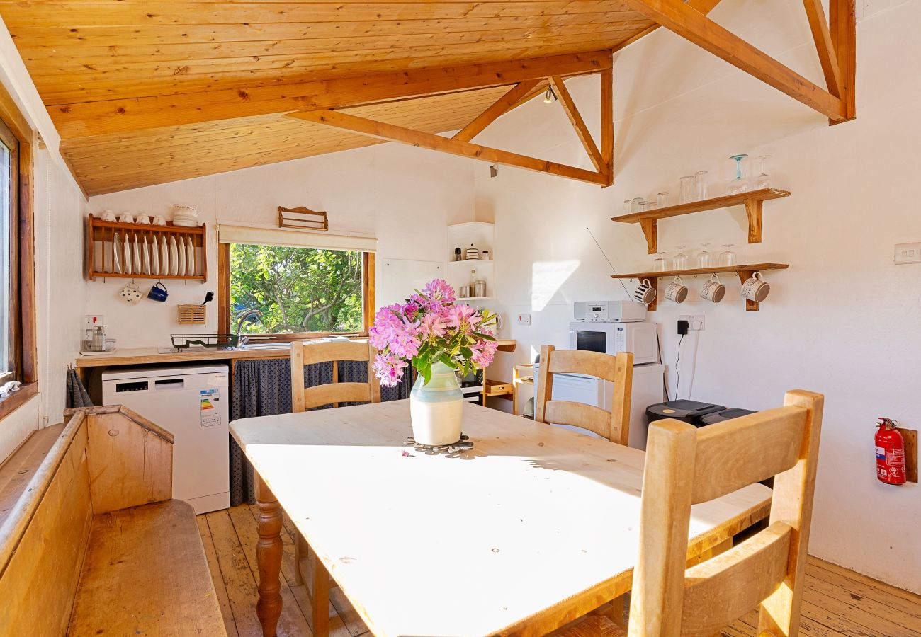 Blockhütte in Solva - The Tree House