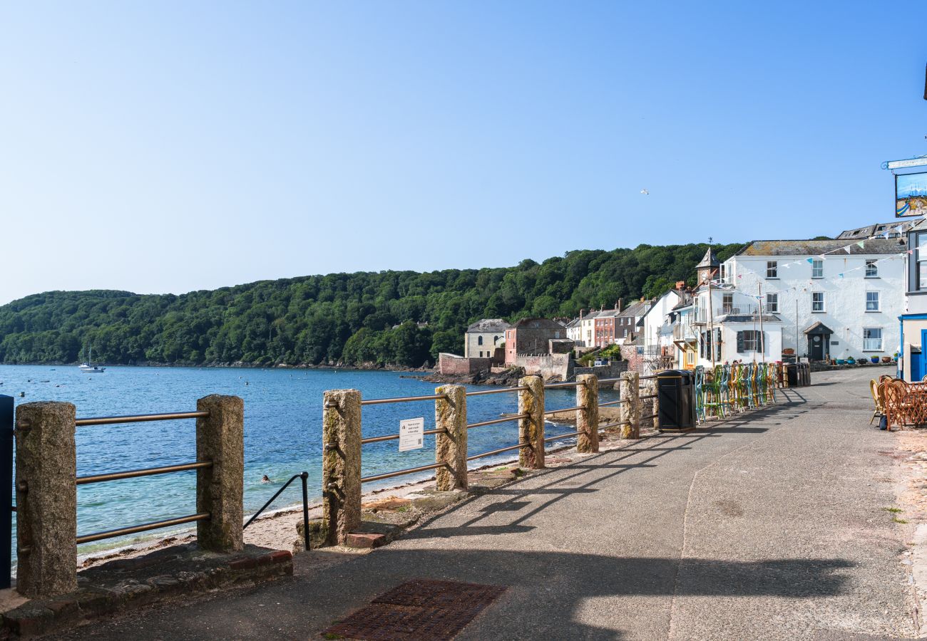Ferienhaus in Kingsand - Roselric
