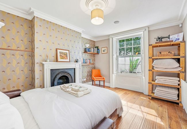 Ferienhaus in East Molesey - Palace Gate, Hampton Court Ferienhaus in East Molesey - Palace Gate, Hampton Court