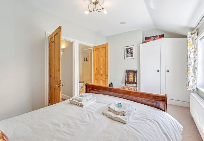 Ferienhaus in East Molesey - Palace Gate, Hampton Court Ferienhaus in East Molesey - Palace Gate, Hampton Court