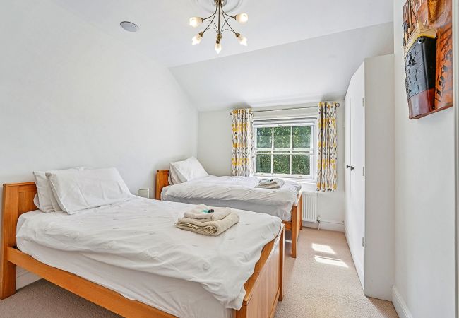 Ferienhaus in East Molesey - Palace Gate, Hampton Court Ferienhaus in East Molesey - Palace Gate, Hampton Court