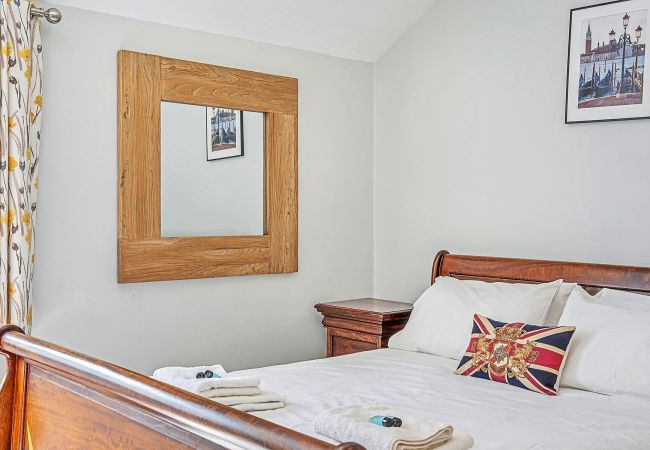 Ferienhaus in East Molesey - Palace Gate, Hampton Court Ferienhaus in East Molesey - Palace Gate, Hampton Court