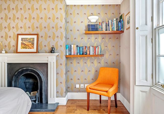 Ferienhaus in East Molesey - Palace Gate, Hampton Court Ferienhaus in East Molesey - Palace Gate, Hampton Court