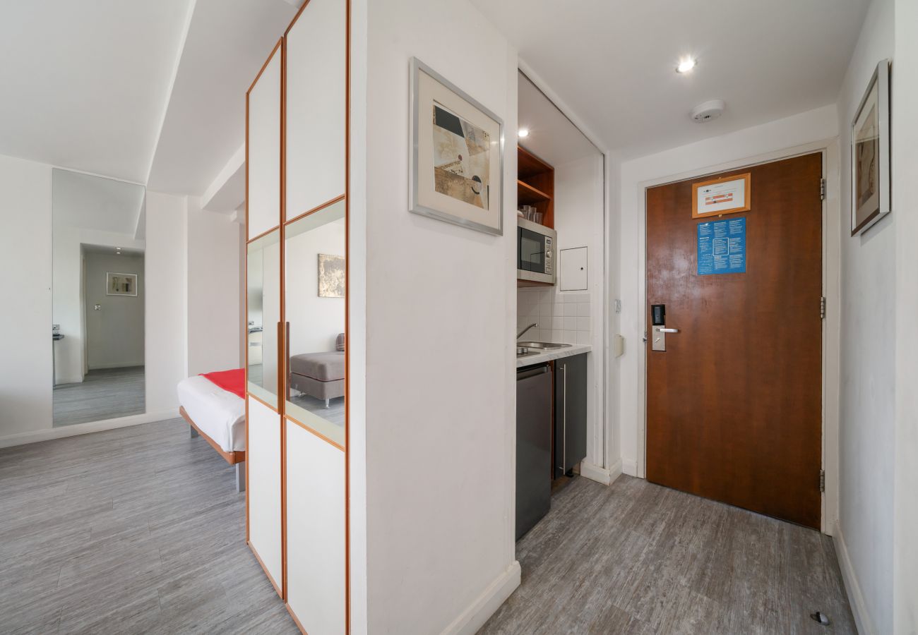 Ferienwohnung in London - Roland House - Deluxe Studio C