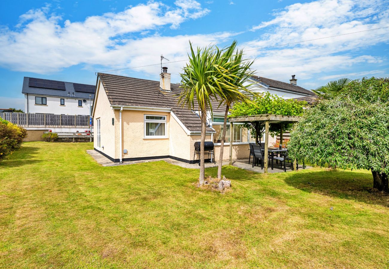 Bungalow in Amlwch - Nant Y Mynydd