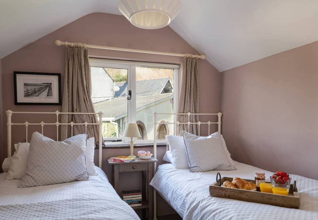 Landhaus in Combe Martin - Coulscott Peacock Cottage