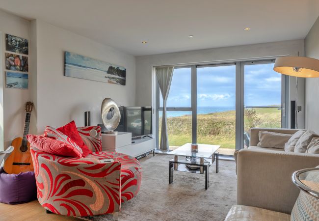  in Newquay - Lighthouse View