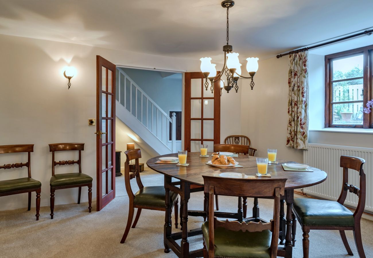 Landhaus in Exbourne - Town Farm Cottage