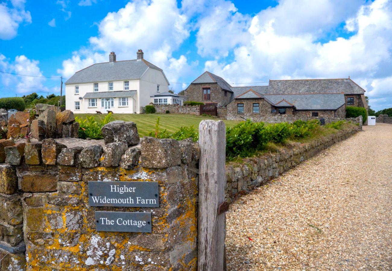 Landhaus in Widemouth Bay - Fields Barn