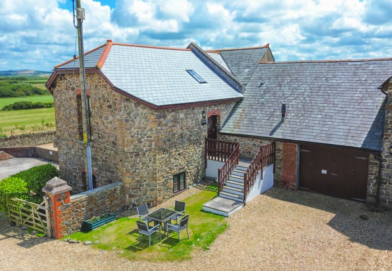 Landhaus in Widemouth Bay - Fields Barn