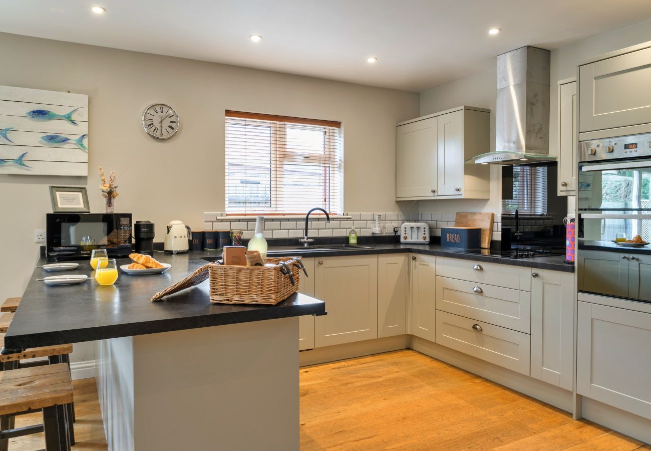 Bungalow in Widemouth Bay - Gwelmor