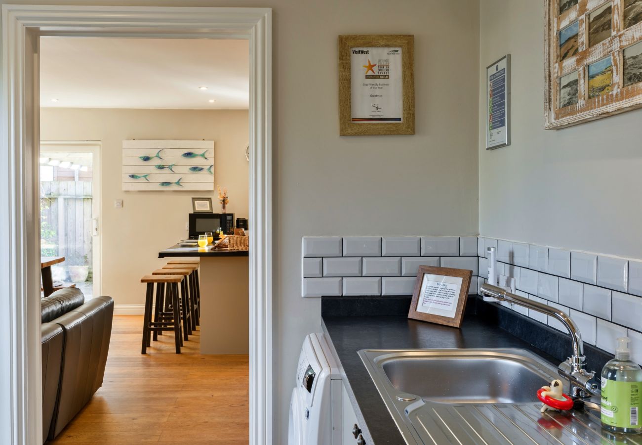 Bungalow in Widemouth Bay - Gwelmor