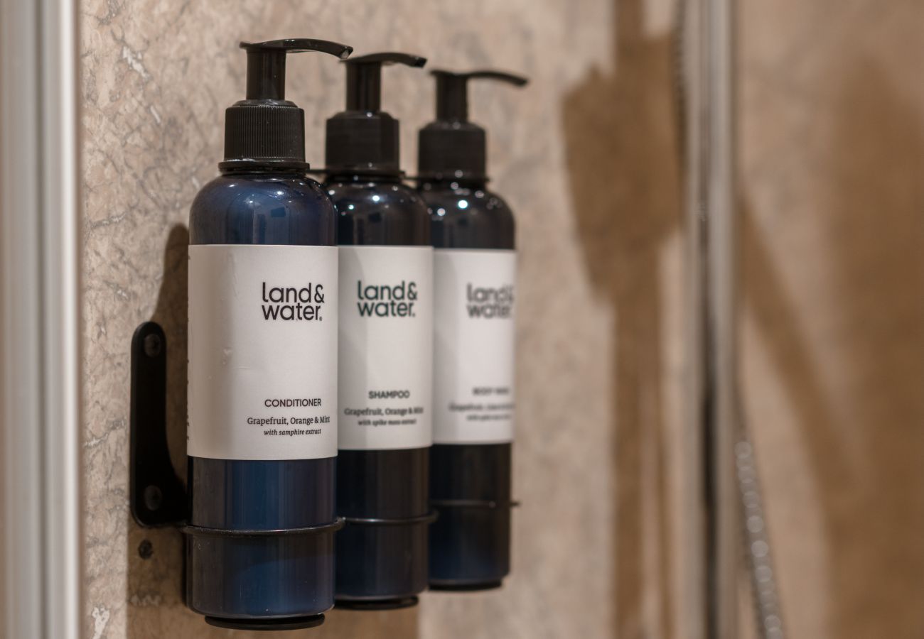 Bungalow in Widemouth Bay - Gwelmor