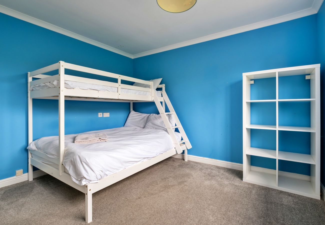 Bungalow in Harley - Yonder Castle Hill