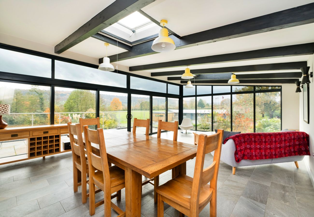 Bungalow in Harley - Yonder Castle Hill