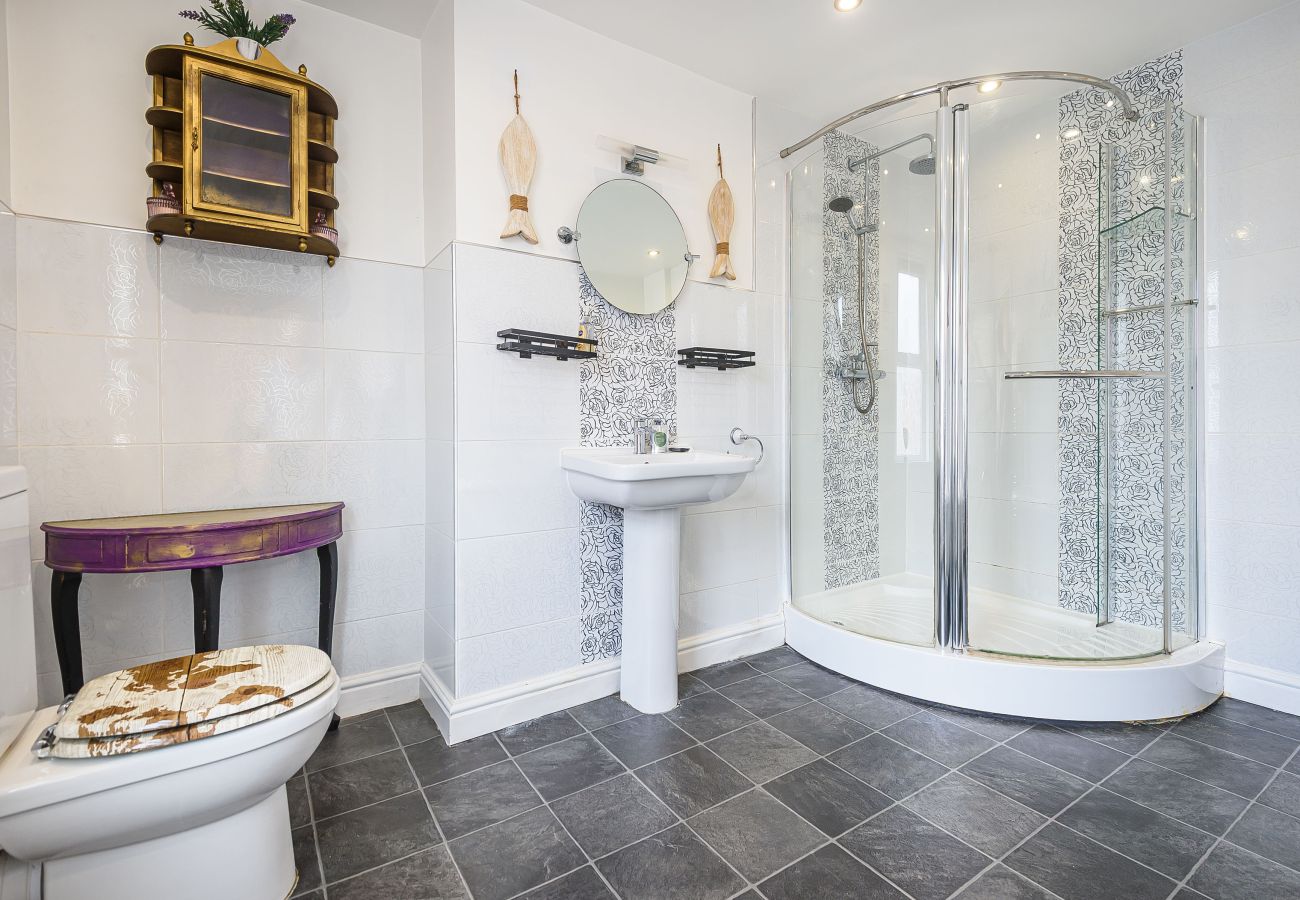 Ferienhaus in Whitby - Falcon Retreat