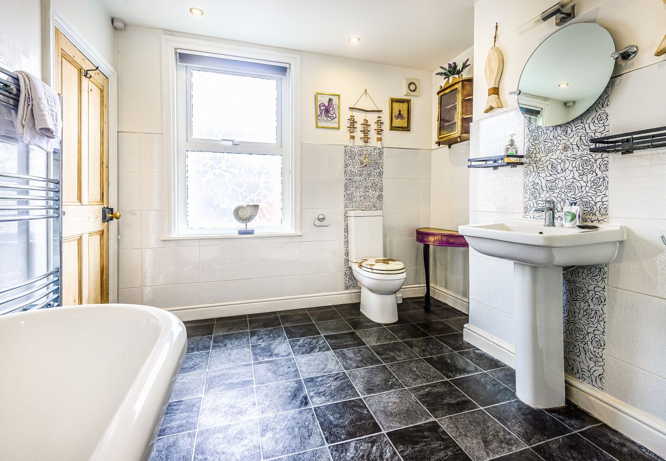 Ferienhaus in Whitby - Falcon Retreat